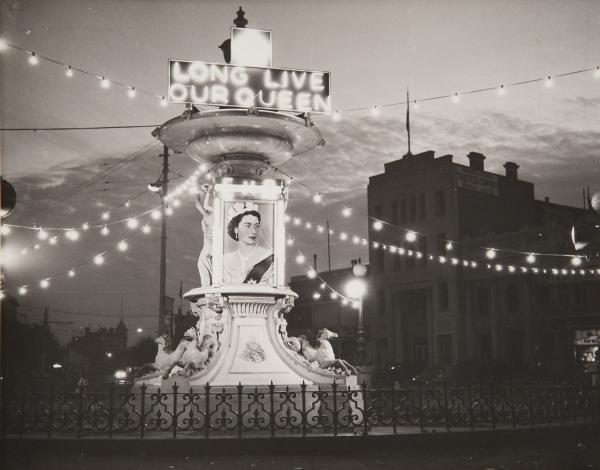 black and white photo of decorations in Bendigo with the words Long Live Our Queen